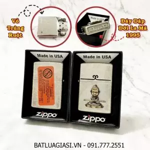 BẬT LỬA ZIPPO MỸ BẠC CỔ HÌNH NỔI TÔN NGỘ KHÔNG "ĐẤU CHIẾN THẮNG PHẬT" - ĐỜI LA MÃ 1995 - RUỘT USA (CÓ TEM ĐỎ) - (XÀI XĂNG) #BẠC CỔ