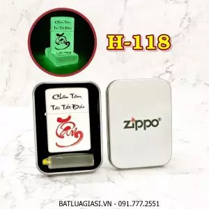 BẬT LỬA ZIPPO CHỮ TÂM THƯ PHÁP "CHÂN TÂM TÀI TẤT ĐÁO" (DẠ QUANG HÚT ÁNH SÁNG) (HỘP THIẾC KÈM XĂNG) H-118